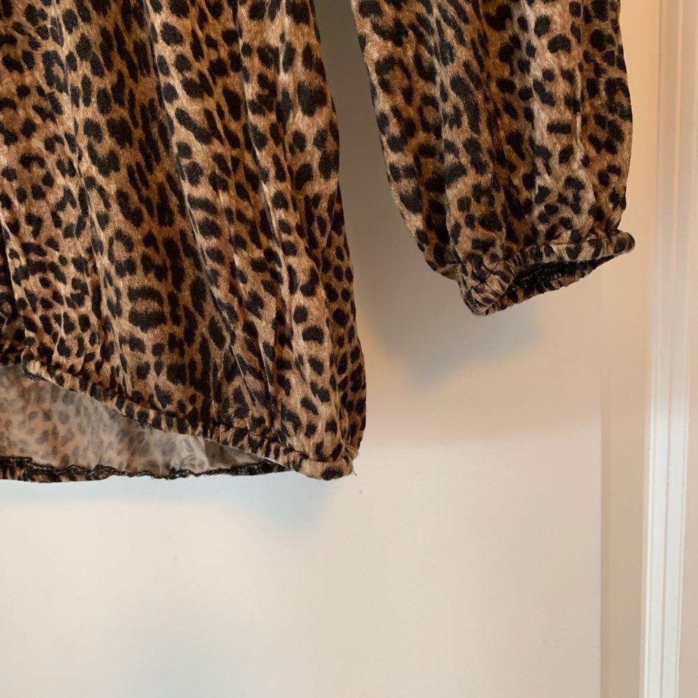 🛍SOLD🛍 MK Leopard Print Blouse - Picture 3 of 4